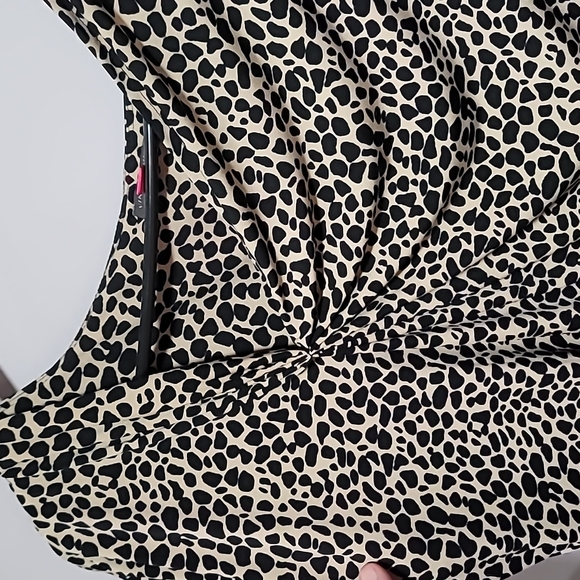 Vince Camuto blouse - Picture 3 of 4